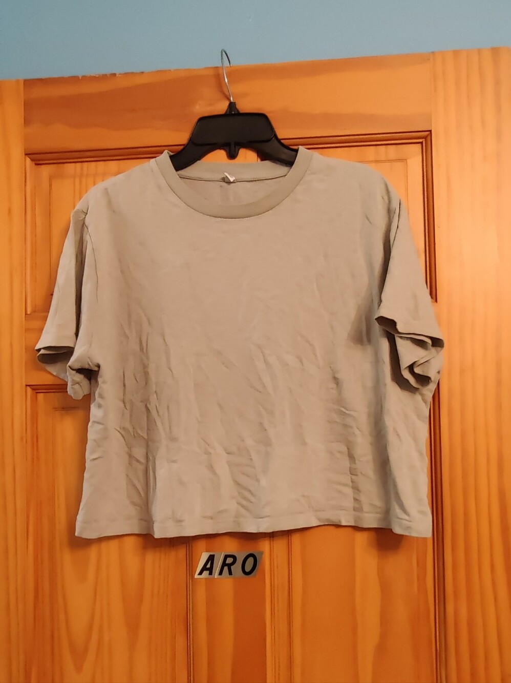 Uniqlo Light Pale Green Crop Top Tshirt Short Sleeve Women's Size XL Cotton